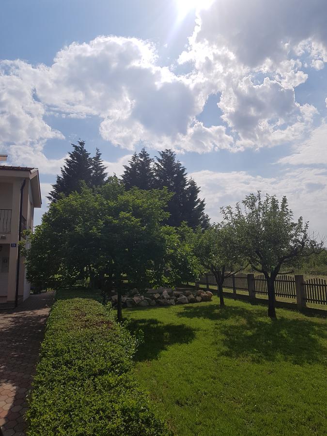 Guest House Kravica Ljubuški Екстериор снимка